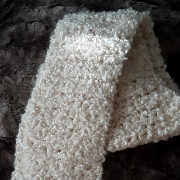 BoHo Style Scarfs - Picture 4 of 6